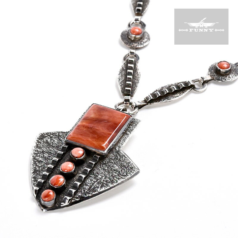 【FUNNY公式ストア】 ナバホ族 ジャック・トム アローポイント ペンダント インディアンジュエリー スパイニーオイスター スターリングシルバー シルバー92...