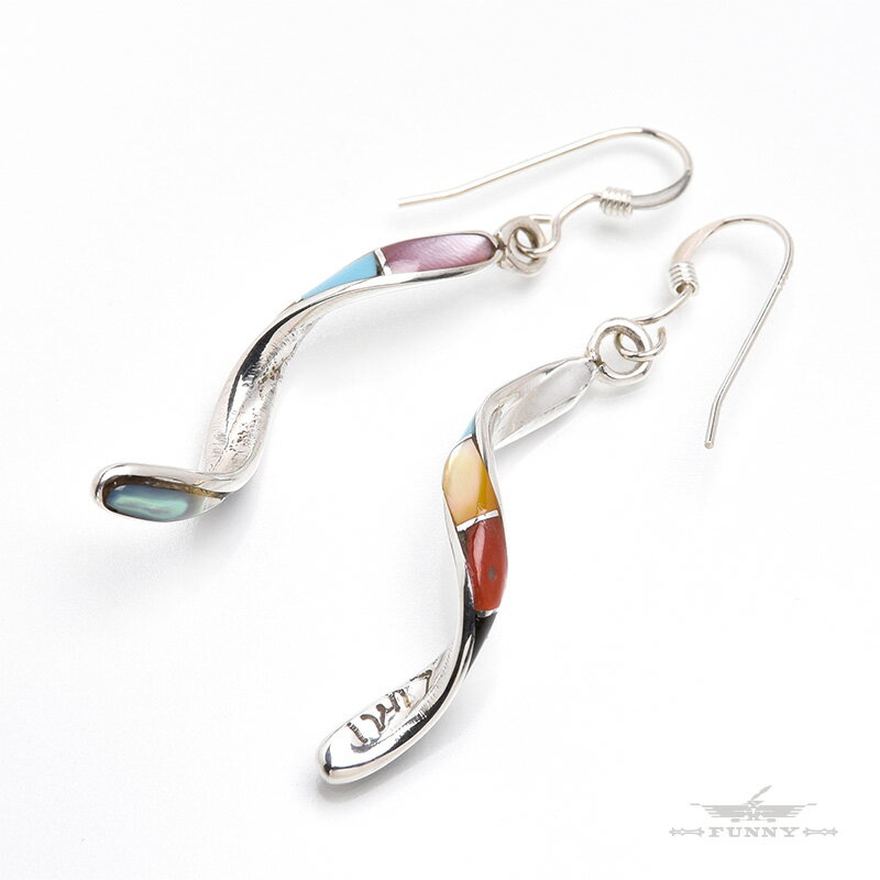 【FUNNY公式ストア】ズニ族 Ira Johnson マルチインレイ ツイスト ピアス ターコイズ シェル コーラル ジェット スターリングシルバー シルバー...