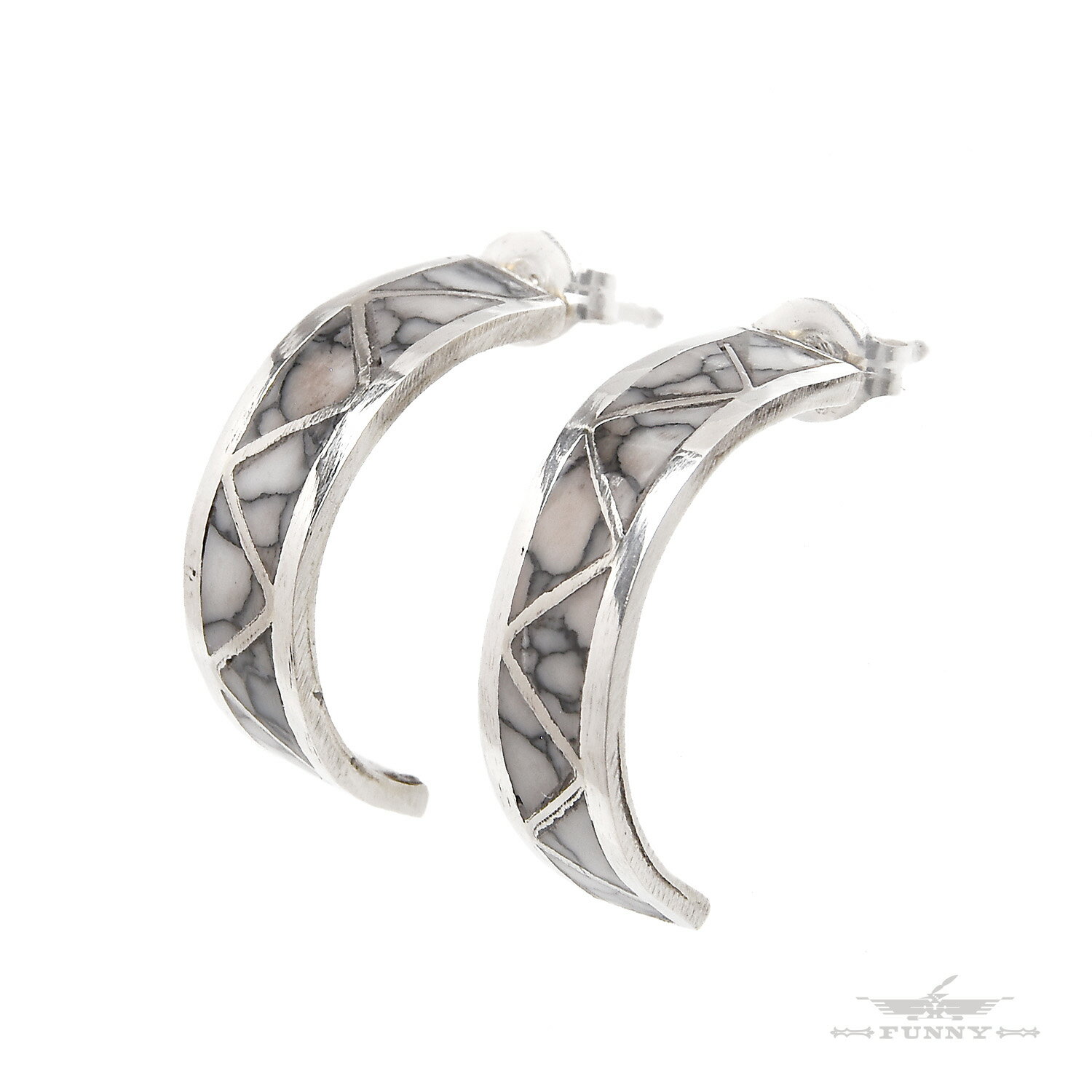 【FUNNY公式ストア】 ナバホ族 Roger Morgan ハーフフープ ピアス ホワイトバッファロー スターリングシルバー 925 キャッチ シンプル 天然...