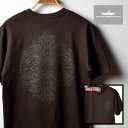 【FUNNY公式ストア】 FW オリジナル Tシャツ【TK SCROLL／ブラウン】 メンズ レディース 半袖 ティーシャツ カーバー久保 久保クラフト 久保孝博 スクロールパターン ファニー FUNNY