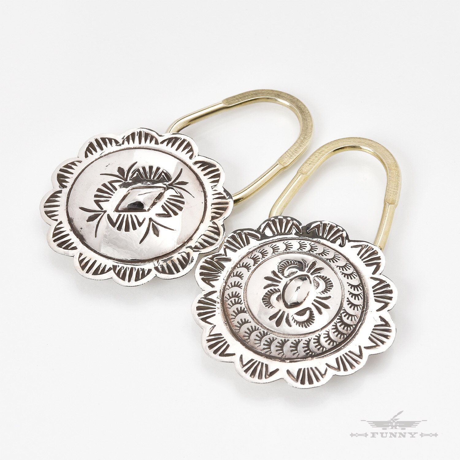 【FUNNY公式ストア】 ナバホ族 Bertha Begay スタンプワーク キーホルダー インディアンジュエリー スターリングシルバー シルバー925 キーチ...