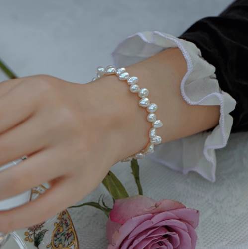 ブレスレット 小物 アイテム ファッションアイテム レディース フェミニン チェーン かわいい 大人可愛..