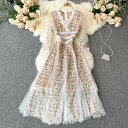 フェミニン 上品 エレガント 抜け感 こなれ感 透け感 チュール 刺繍 花柄 きれいめ 大人可愛い おしゃれ お洒落 キュート かわいい ラブリー 清楚 華やか 存在感 ホワイト ブラック