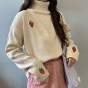 タートルネック セータートップス レディース 送料無料 2色 刺繍 ワッペン イチゴ ストロベリー リブ プルオーバー リブニット もちもち 起毛 ソフトタッチ オーバーサイズ ボリュームスリーブ 白 黒 ベージュ ブラック ワンサイズ