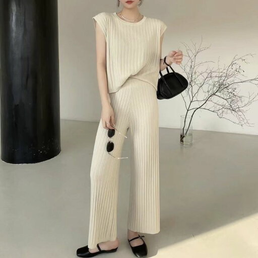 トップス パンツ カットソー ニットソー ストレートパンツ ロング丈 袖なし ノースリーブ ストレート 上下セット 2点セット ツーピース かわいい 大人可愛い きれいめ シンプル カジュアル おしゃれ お洒落 ラフ キュート とろみ感 無地 春 夏 10代 20代 トップス パンツ カットソー ニットソー ストレートパンツ ロング丈 袖なし ノースリーブ ストレート 上下セット 2点セット ツーピース かわいい 大人可愛い きれいめ シンプル カジュアル おしゃれ お洒落 ラフ キュート とろみ感 無地 春 夏 10代 20代