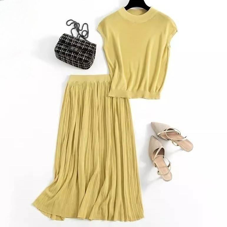 上下セット レディース スカート トップス ボトムス サマーセーター セットアップ 消しプリーツ Aライン 膝下 ミモレ ミディアム丈 フレンチスリーブ ラメ感...