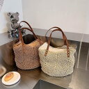 韓国 コーデ スタイル モテ インスタ映え 夏 ベージュ カーキ ホワイト