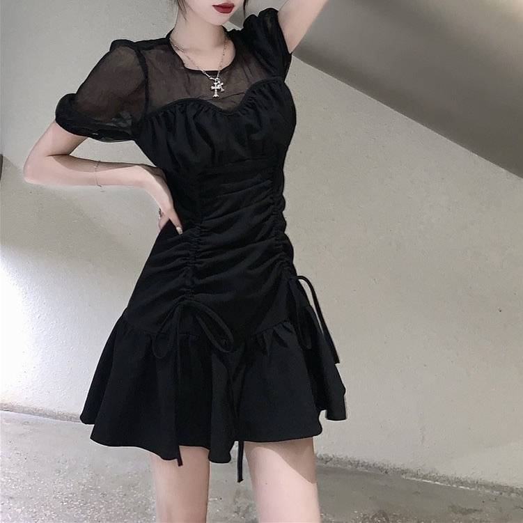 ワンピース レディース 送料無料 ドレス フレアワンピース フレア ドローストリング ギャザー リボン 透け感 切り替え ミニ丈 ショート丈 フリル クルーネック デコルテ 半袖 ハイウエスト ウエストマーク 体型カバー 細見え 脚長 華奢見え スリム