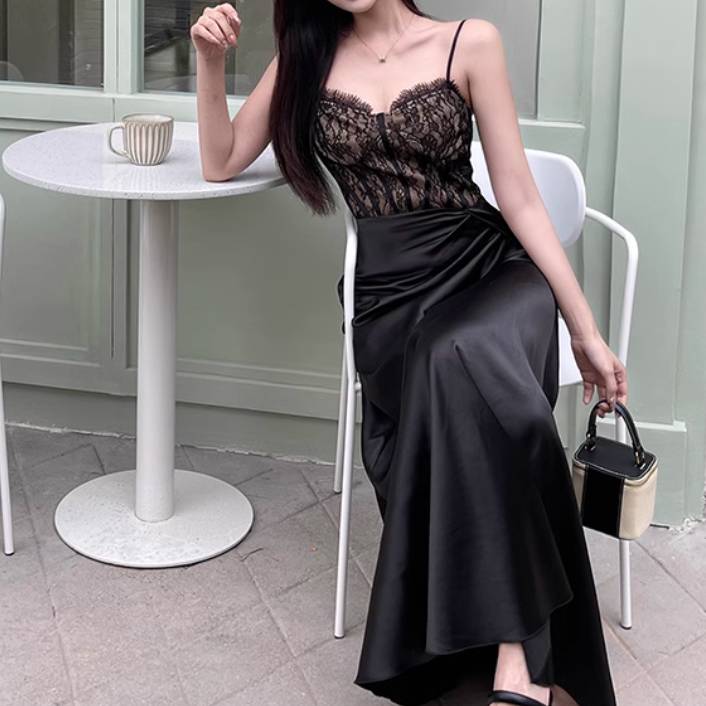 ドレス ワンピース フレンチバックレスドレス パーティー 演奏会 発表会 ステージ 舞台 ダンス 衣装 ラウンジ クラブ ロング 袖なし ノースリーブ 襟なし 細身 レース 切り替えデザイン ハイウエスト 薄手 可愛い きれいめ シンプル カジュアル