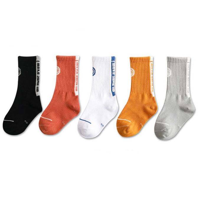 キッズ ソックス 子供 靴下 ハイソックス 5足組 女の子 靴下 5P ジュニア靴下 秋冬 暖かい 保育園 幼稚園 通園 通学 イベント用 小学校 お遊戯会 靴下 運動会 目立つ 子供服 クリスマス プレゼント