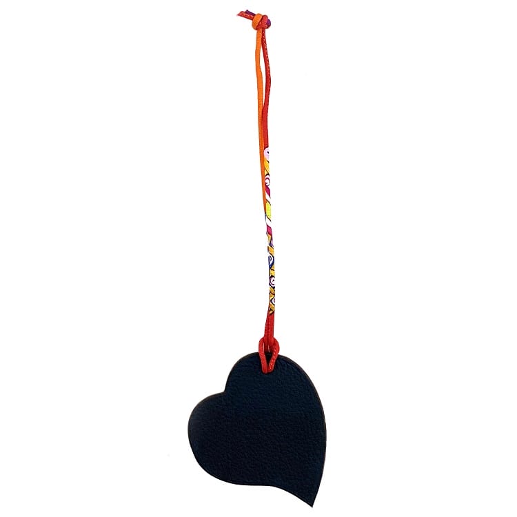 【送料無料】 エルメス ハート バッグチャーム ネイビー ブラック プティアッシュ 美品 レザー シルク ヴォーエプソン トゴ 中古 HERMES チャーム キーホルダー ヴィンテージ ハートモチーフ 定番 人気 レディース ブランド小物 女性 小物 ロゴ 箱付 ブランド 本物 鑑定済みのサムネイル