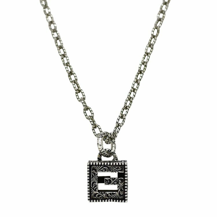 【送料無料】 グッチ ネックレス ec-22488 シルバー Gキューブ 552768 J8400 0811 美品 Ag 925 中古 GUCCI ロゴ G ロング アクセサリー ロングチェーン 銀 レディース メンズ ロングネックレス ロゴキューブ 保存箱付き ヴィンテージ加工 ブランド 本物 鑑定済み