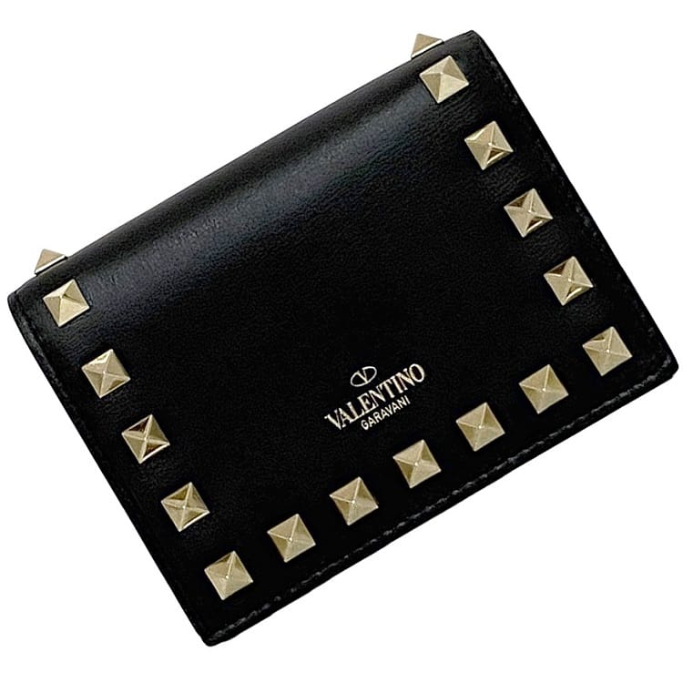 【送料無料】 ヴァレンティノ ガラヴァーニ 二つ折り 財布 f-23016 ブラック ロックスタッズ 1W0P0P39B0L 美品 レザー 中古 VALENTINO GARAVANI スタッズ 黒 フラップ ホック コンパクト 折り財布 本革 定番 人気 箱付き レディース ロゴ ブランド 本物 鑑定済み