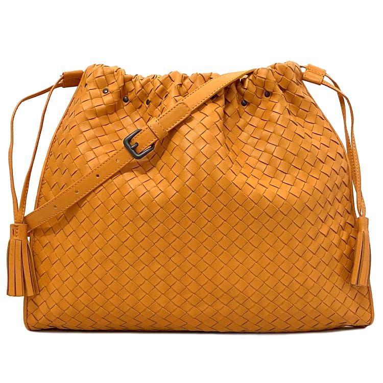 ボッテガヴェネタ 巾着 ショルダーバッグ オレンジ イントレチャート タッセル レザー 中古 BOTTEGA VENETA 斜め掛け 大容量 メッセンジャー フリンジ 軽量 定番 人気 女性 レディース 高級感 上品 エレガンス オシャレ 革 通勤 通学 ブランド 本物 鑑定済み