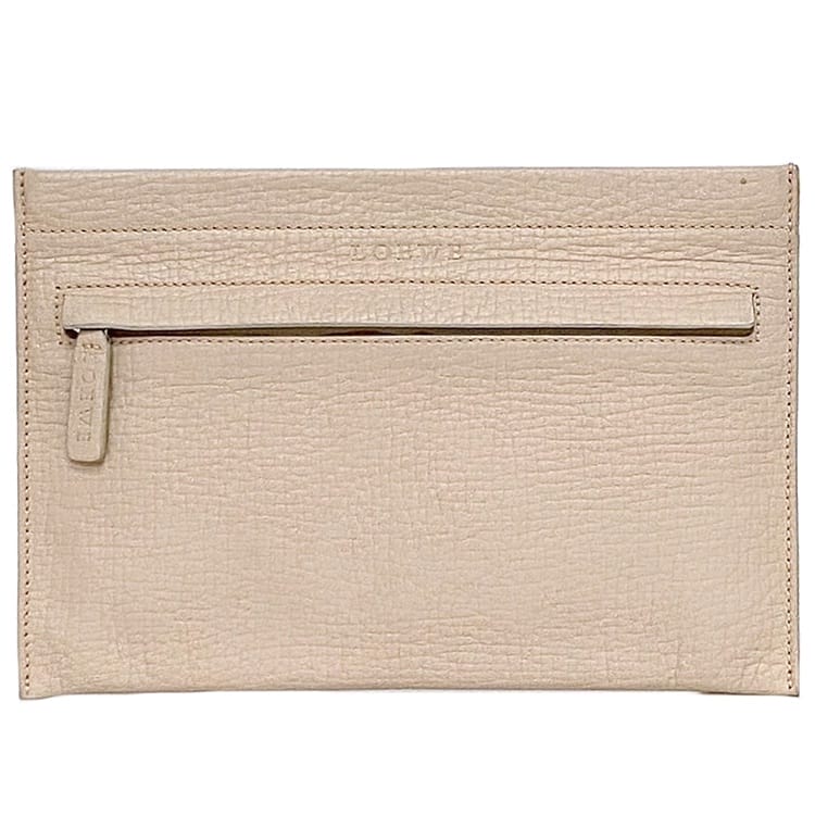 ロエベ ポーチ ec-23544 ピンクベージュ 美品 レザー 中古 LOEWE ヴィンテージ ロゴ 刻印 レア 定番 人気 女性 レディース シンプル お洒落 コンパクト 薄い 薄型 革 小物 ケース 小さい エレガント 淡い ワンポイント ポケット付 上品 ブランド 本物 鑑定済み