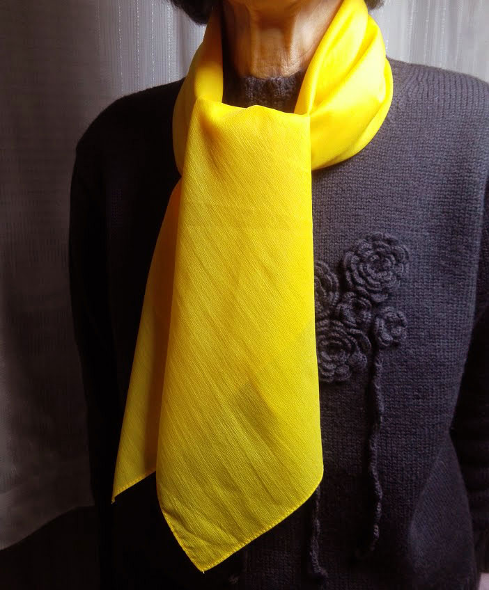 風呂敷 【ナイロン無地・黄】 80cm ナイロン100% 無地 ふろしき 黄色 スカーフ 無地スカーフ 風呂敷専門店 業務用 無地 ナイロン 交通安全風呂敷 交通安全スカーフ パッキング 荷造り 洋服 包む