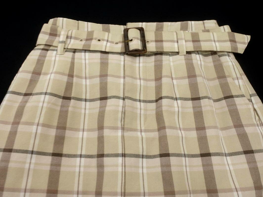 ブランド古着ならABJのHeather ヘザー ベルト付き チェック スカート sizeM/ベージュ ■■ ☆ ffb0 レディース【USED】【中古】【古着】【ブランド古着買取・販売ABJ】｜アングル2