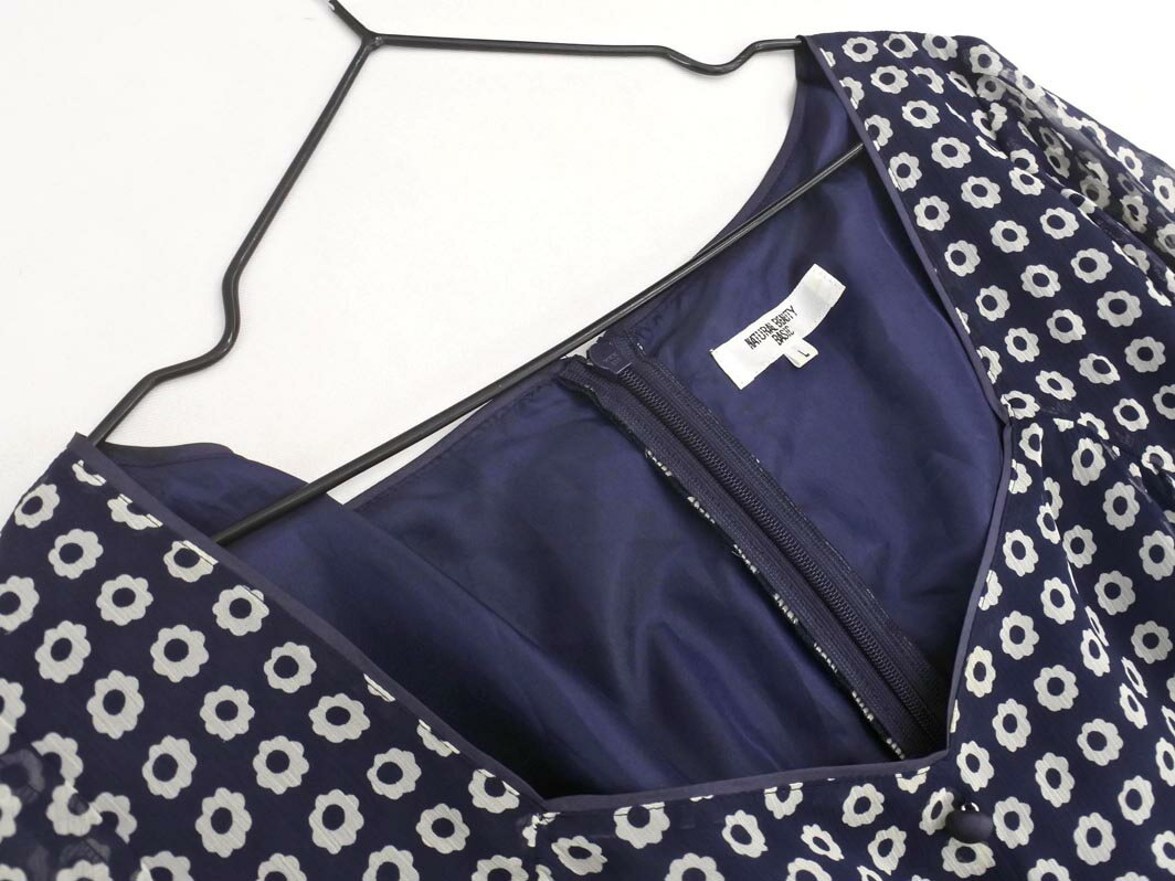 NATURAL BEAUTY BASIC ナチュラルビューティーベーシック 総柄 花柄 Aライン ワンピース sizeL/紺 ■◇ ☆ fhc5 レディース【USED】【中古】【古着】【ブランド古着買取・販売ABJ】