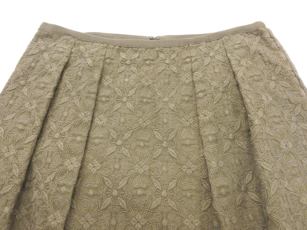 新品 23区 刺繍 タイト スカート size32/カーキ ■■ ☆ gec5 レディース【USED】【中古】【古着】【ブランド古着買取・販売ABJ】 furugi-abj-11174476 ブランド古着ならABJ サンプル画像2