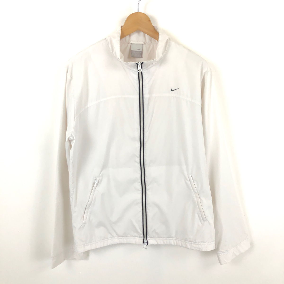 楽天市場】nike ナイロンジャケット 白(コート・ジャケット 楽天市場】nike ナイロンジャケット 白(コート・ジャケット