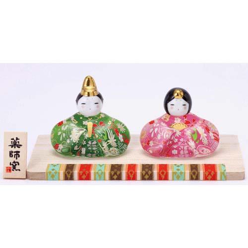 Interior Accessories - 彩絵玻璃座雛（花の舞）（置物 インテリア ひな人形 ひな祭り ギフト プレゼント 贈り物 お祝い 出産祝い 初節句）[宅配便配送（メール便とネコポスは不可）]