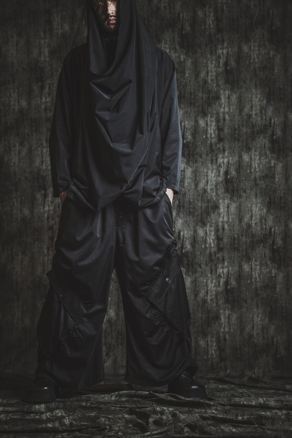 NO ID. ノーアイディー　サイドギャザーワイドカーゴPT パンツ