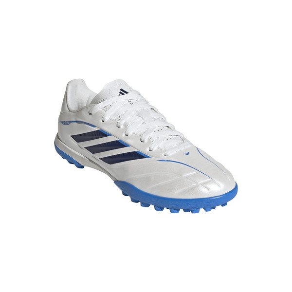 ジュニア サッカー トレーニングシューズメーカー：アディダス adidasカラー：ゼロメタリック/ダークブルー/ルシッドレイブルーアッパー：合成皮革アウトソール：ゴム底【在庫について】当ショップは、店頭及び自社サイトにて在庫を共有している為、在庫更新の時間差等により表示上は在庫が「○」（有り）の状態の場合でも『在庫が無い』『売り違い』等が発生する場合がございます。※当日又は、翌営業日中に自動返信メールとは別に各種メールを送信致します。(在庫なし。ご注文承諾メール。商品発送メール等）