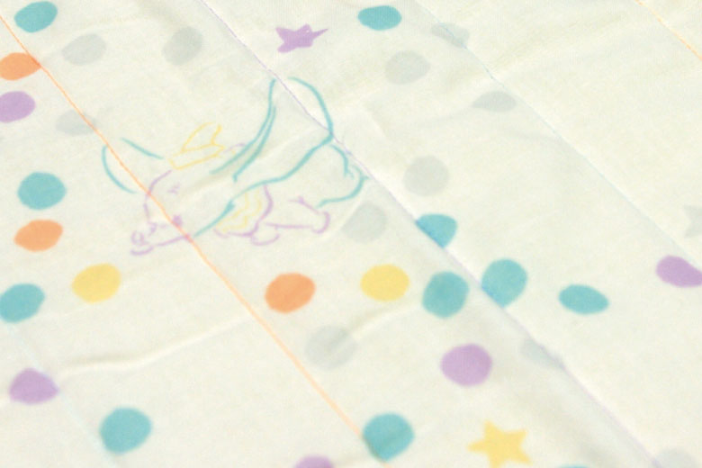 西川産業 Disney ダンボ ガーゼキルトケット 90x115cm 日本製 ディズニー ぞー ぞう 象 日本製 キルト ガーゼ ケット 肌掛け 夏布団 片面ガーゼ片面パイル リバーシブル LTF5501905【ベビー 赤ちゃん用 】 3