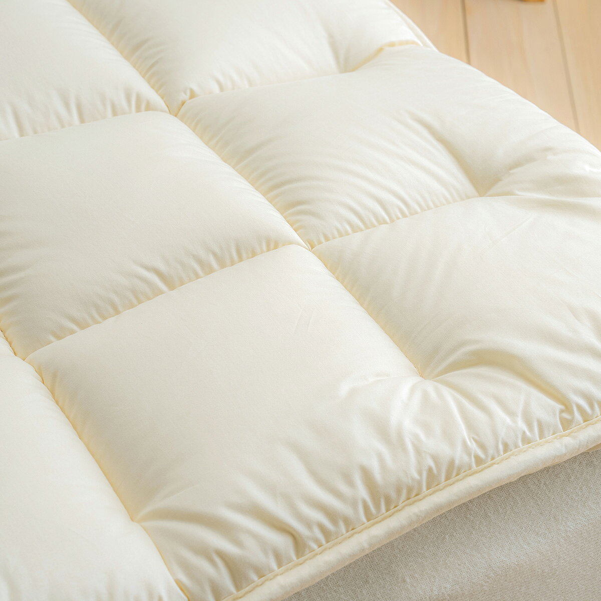 マラソン★最大10%OFFクーポン ウールベッドパッド ジュニア 85×185cm 日本製 暖かい フランス産 羊毛 ウール100% 綿100% 洗える 羊毛ベッドパッド ウォッシャブル ジュニアサイズ [2]