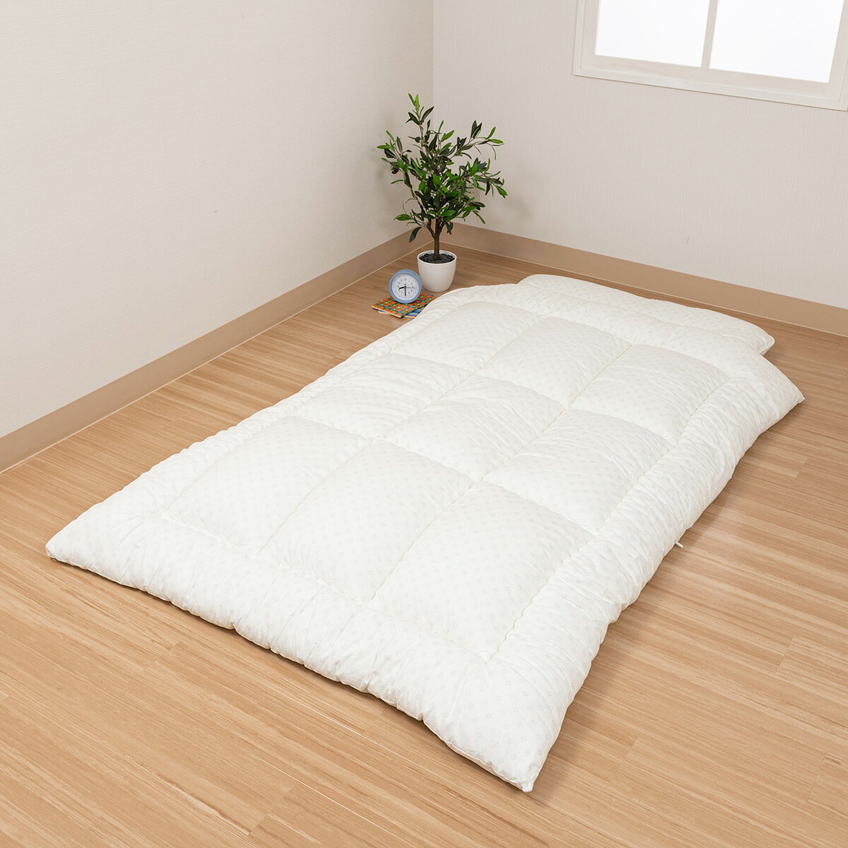 12/1限定★11％OFFクーポン ジュニア掛け布団 日本製 抗菌加工綿100%生地 西川 合繊掛けふとん 子供布団 子供用布団 防ダニ効果 マイティトップ2 3