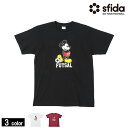 sfidaとヨシダロベルトのフットサルミッキーTシャツ！！ コラボ商品のミッキーTシャツです。 ミッキーもフットサルをやるんです。 コラボの証でもあるロゴが襟元に入っています。 同じデザインのFUTSAL MICKEY PARKERもオススメです。 吉田ロベルト 沖縄県出身。 デザインチームのイーナストゥディオス（INA STUDIOS）を設立。 「オキナワメイド（OKINAWA MADE）」や「ヨシダロベルト（YOSHIDAROBERTO）」などを展開。 「ホンダ（HONDA）」と協業するなど、ファッション業界にとどまらず活動を広げている。 FC 琉球のクリエイティブディレクターも務める。　 material コットン100％ size S　　身丈61cm　身幅45cm　袖丈17cm / 身長162-168cm　チェスト85-91cm　 M　　身丈63cm　身幅47cm　袖丈19cm / 身長167-173cm　チェスト89-95cm　 L　　身丈66cm　身幅50cm　袖丈20cm / 身長172-178cm　チェスト93-99cm　 XL　 身丈72cm　身幅53cm　袖丈22cm / 身長177-183cm　チェスト97-103cm note ・店頭や他のネットショップでも販売しております。 ・ご注文のタイミングによって欠品の場合がございます。 ・サイズは商品により若干の誤差がございます。 ・ご利用の機器によっては実際の商品と色みが異なる場合がございます。 ・ご理解の上、お買物いただきますよう宜しくお願いします。