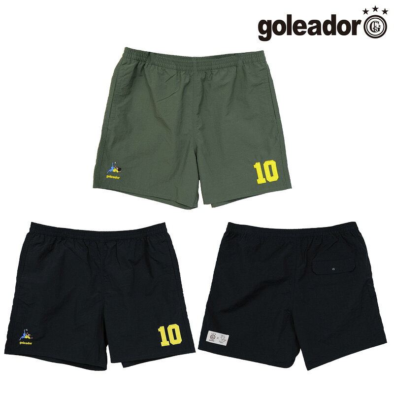 goleador のレジェンドNo.10 バーサタイルショーツ（ブラジル）！ ゴレアドールのカジュアルハーフパンツです。 人気のレジェンドシリーズがワンポイント刺繍となって登場。 左裾にはレジェンド達の背番号No.10が刺繍されています。 後ろ左裾には「MORI ARTWORKS」と goleador のコラボタグが付いています。 街穿きや水辺での使用も可能な、多目的ナイロンショーツ。 ややハリのある、ピステのような生地感です 両サイドポケットあり 右ヒップフラップポケットあり ウエスト紐あり 貼り絵を中心とするイラストで活動するデザイナー 「MORI ARTWORKS」と　goleador のコラボレーションシリーズ。 どこか温かみを感じる 独特なタッチが特徴的な森氏のイラストを活かした商品です。 セット対応トップス ・レジェンドNo.10 Tシャツ（ブラジル） material ナイロン100％ size M　　総丈39.5cm　股下12cm　ウエスト幅38cm L　　総丈40.5cm　股下12cm　ウエスト幅40cm LL　総丈41.5cm　股下12cm　ウエスト幅42cm note ・店頭や他のネットショップでも販売しております。 ・ご注文のタイミングによって欠品の場合がございます。 ・サイズは商品により若干の誤差がございます。 ・ご利用の機器によっては実際の商品と色みが異なる場合がございます。 ・ご理解の上、お買物いただきますよう宜しくお願いします。