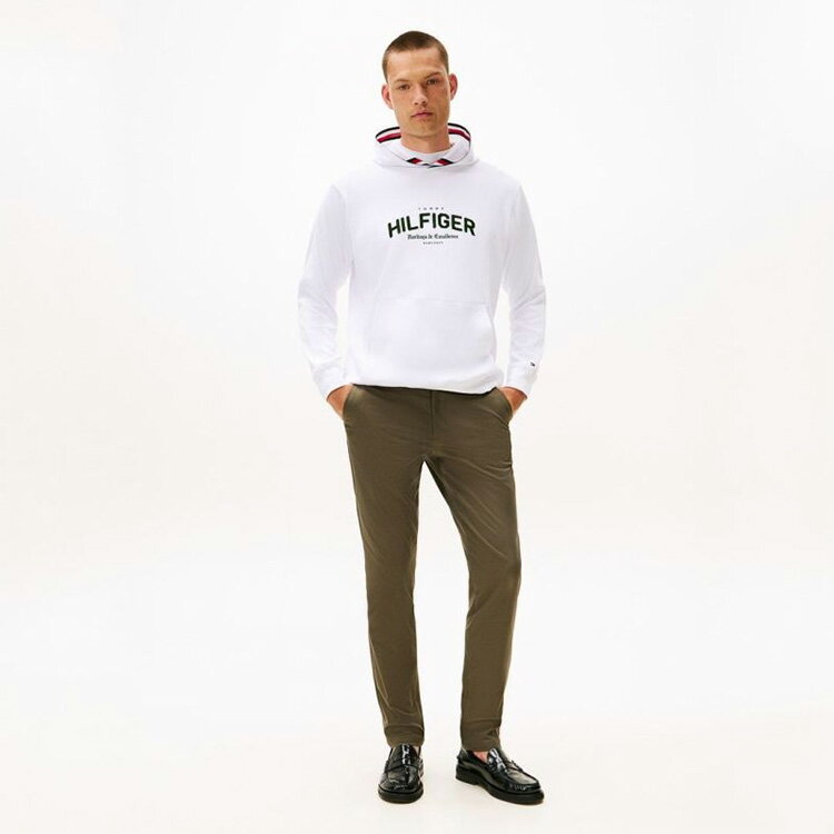 【超ポイントバック祭開催中店内ポイント最大20倍(2/14 10:00〜2/16 23:59迄)】 トミーヒルフィガーゴルフ フロントロゴ スウェットフーディー メンズ 2025秋冬 ゴルフウェア THMA551