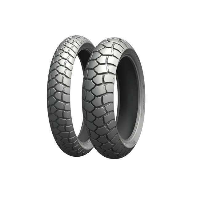 ●メーカー名：ミシュラン / Michelin●商品名：100/90-19 M/C 57V ANAKEE ADVENTURE フロント TL/TT●メーカー品番：・716640●JANコード：4985009536964商品の保証は、メーカー保証書の内容に準じます。●適合フロント●タイヤサイズ100/90-19 M/C 57V●仕様タイヤ幅：100扁平率：90リム径：19荷重指数：57速度記号：V●特性【ウェット路面でのグリップ力】新開発シリカコンパウンドの採用により、濡れた路面で優れたウエットグリップを発揮します。【オンロードとオフロードでの使用を考慮】最適化されたパターンデザインによりオンロード・オフロード問わず高いトラクション性能を発揮。ライダーに高い信頼性をもたらします。【BMWの象徴的なモデルに純正装着】BMW R1250GSの純正装着タイヤに採用。●備考2019年 春発売！トレイルバイク用MICHELIN ANAKEE ADVENTUREとともに欲望を解き放て。●ご注意※1本販売となります。※サイズにより、チューブレス（TL）とチューブレス・チューブタイプ兼用（TL/TT）があります。●サイズについてお乗りの車種によっては純正のサイズなどが異なる場合がございます。ご注文の際は必ず実際に装着されているタイヤサイズをご確認のうえご注文下さい。メーカー車種年式型式・フレームNo.その他汎用※商品掲載時の適合情報です。年式が新しい車両については、必ずメーカーサイトにて適合をご確認ください。