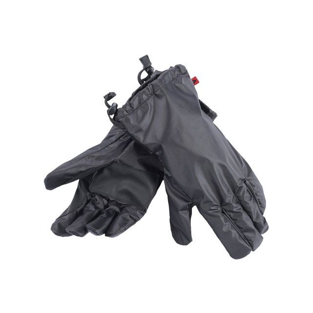 ●メーカー名：ダイネーゼ / Dainese●商品名：RAIN OVERGLOVES（001）●サイズ：XS・サイズ：Sはこちら・サイズ：Mはこちら・サイズ：Lはこちら・サイズ：XLはこちら・サイズ：XXLはこちら●メーカー品番：1634295●JANコード：8052644815610商品の保証は、メーカー保証書の内容に準じます。●納期当商品はダイネーゼ正規輸入元（ダイネーゼジャパン）の商品となります。日本に在庫がある場合は2〜3日で入荷、日本に在庫が無い場合はイタリア取寄せとなり通常4週間程度の取寄せ日数を要しますのでご了承くださいませ。●カラー・001●備考どんなグローブにも一瞬でつけられる頑丈な防水アイテムです。完全防水生地を採用し、手のひらを補強することで最高のグリップと耐久性を実現しました。手首のドローストリングクロージャーが、 シンプルでもしっかりと密閉します。●写真注意※画像はイメージです。