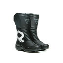 ●メーカー名：ダイネーゼ / Dainese●商品名：AURORA LADY D-WP（R） BOOTS（622）●サイズ：42・サイズ：36はこちら・サイズ：37はこちら・サイズ：38はこちら・サイズ：39はこちら・サイズ：40はこちら・サイズ：41はこちら●メーカー品番：2795230●JANコード：8051019103031商品の保証は、メーカー保証書の内容に準じます。●納期当商品はダイネーゼ正規輸入元（ダイネーゼジャパン）の商品となります。日本に在庫がある場合は2〜3日で入荷、日本に在庫が無い場合はイタリア取寄せとなり通常4週間程度の取寄せ日数を要しますのでご了承くださいませ。●カラー622●備考一年中、果てしない旅に立ち向かう、比類のない特徴を備えています。このブーツは、天候が悪い場合でも長距離ツーリングに挑みたいライダーのニーズを満たすようにデザインされており、ひと目でわかるスタイルと最高のDaineseの安全基準が特徴です。独自のD-WP（R）メンブレンが、激しい雨でも足をドライに保つ優れたフィット感を約束します。アンクルプロテクターとフロント部分の補強構造が最適な安全性を保証。フロントとバックにあるジョイントはハイレベルの快適性を確保。安心して自由にライディングをお楽しみいただけます。●写真注意※画像はイメージです。