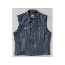 ●メーカー名：カドヤ / KADOYA●商品名：K’S LEATHER＆K’S PRODUCT DT LEATHER VEST（ネイビー）●サイズ：M・サイズ：Sはこちら・サイズ：Lはこちら・サイズ：LLはこちら・サイズ：3Lはこちら・サイズ：4Lはこちら●メーカー品番：0520-0●JANコード：4573208957125商品の保証は、メーカー保証書の内容に準じます。●カラーネイビー●素材表：ゴートスキン（山羊革）裏：ポリエステルツイ●仕様生産国：ベトナム●備考軽量で馴染みの良い山羊革を用いたレザーベスト。重厚な牛革とは一線を画すカジュアルな風合いはコーディネートの幅を広げ、バイクライフだけではなく普段使いもしたくなる一着ボタンはKADOYAオリジナル品を採用。また前開きを開いた時にチラリと見える裾の刻印など細かなディテールにも拘った仕様カラーバリエーションのネイビー色はデニムベストをモチーフにしたデザインにマッチし、より洗練された印象を与える柔らかな革質でバイクに跨った際も窮屈さはなく、Tシャツからライダースまで様々なものの上にさらりと重ね着することができるバイク使い、普段使い、またワッペン付けや襟を外すカスタムを施すなどオーナーの個性と共に着用の幅は広がる●サイズチャート【S（cm）】バスト：103/ウエスト：95.5/裾周り：95/首周り：44/肩幅：41/着丈：60.5【M（cm）】バスト：107/ウエスト：99.5/裾周り：99/首周り：44/肩幅：42/着丈：61.5【L（cm）】バスト：111/ウエスト：103.5/裾周り：103/首周り：45.5/肩幅：43.5/着丈：63【LL（cm）】バスト：115/ウエスト：107.5/裾周り：107/首周り：47/肩幅：45/着丈：64.5【3L（cm）】バスト：119/ウエスト：111.5/裾周り：111/首周り：48.5/肩幅：46.5/着丈：66【4L（cm）】バスト：125/ウエスト：117.5/裾周り：117/首周り：49.5/肩幅：47.5/着丈：67※表記サイズは仕上寸法になり、製品によっては多少の誤差はございます。●写真注意※画像はイメージです。