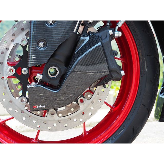 Magical Racing キャリパークーリングダクト 材質 綾織りカーボン製 001-GSX824-980A マジカルレーシング ドレスアップ・カバー バイク GSX-8R(2)