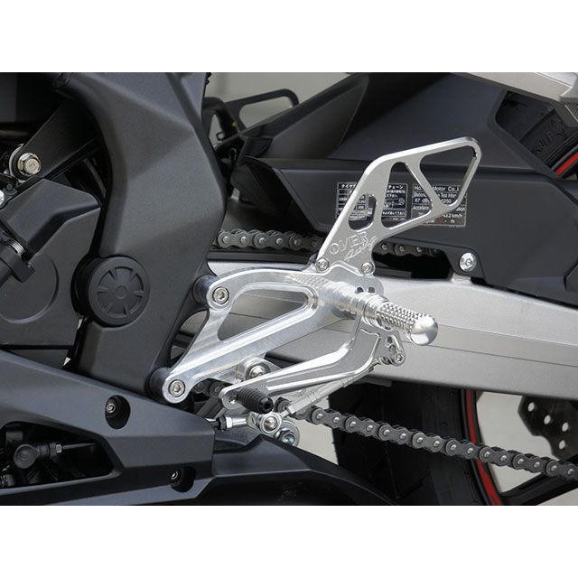 OVER RACING バックステップ 4ポジション カラー シルバー ・51-02-01 オーバーレーシング バックステップ関連パーツ バイク CBR250RR