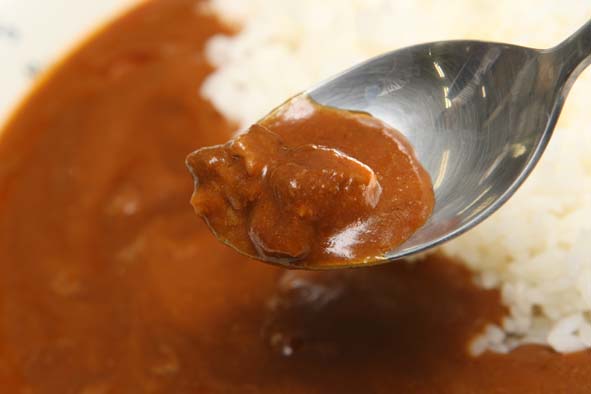 旨味と風味の絶妙な調和　愛知の恵　【あいちの牛すじどてカレー(牛筋どてカレー)(牛スジどてカレー)】（200g）【RCP】【ご当地カレー/レトルトカレー】(愛知県)