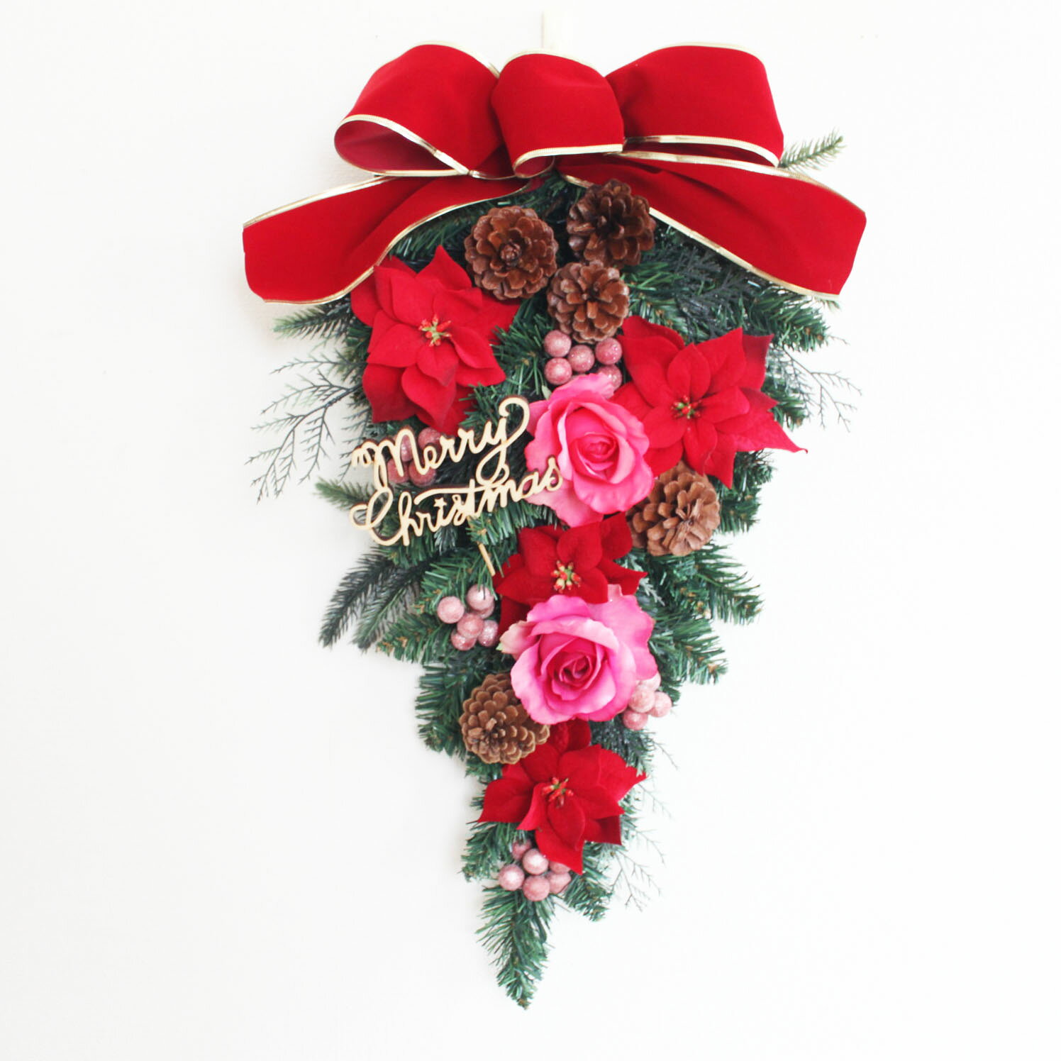 クリスマスリース【サイズ】約50×30cm 【素材】アーティフィシャルフラワー（造花）、ドライ 【お届け日】ご指定可能です。 【ギフト発送】可能です。 ギフト発送・ラッピングをご希望の場合は 必ずその旨、備考欄にご記入ください。