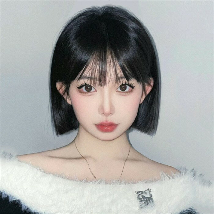 樂天商城 - ウィッグ レディース フルウィッグ ショート ストレート ぱっつん前髪 前髪あり 可愛い かわいい 大人用 コスプレ ロリータ ゴスロリ コスチューム 原宿風 仮装 超自然 かつら wig Lolita 小顔 文化祭 イベント 学園祭