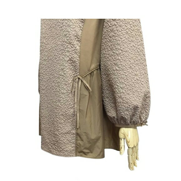 【50％OFF！】スーパービューティー チュニック エンボス 切替 チュニックカットソー 2422006 モカ 2024/2025年秋冬 大人かわいい服 大人スタイル キレイメ Super Beauty レディース ミセス アパレル 女性 M L LL 30代 40代 50代 60代婦人服