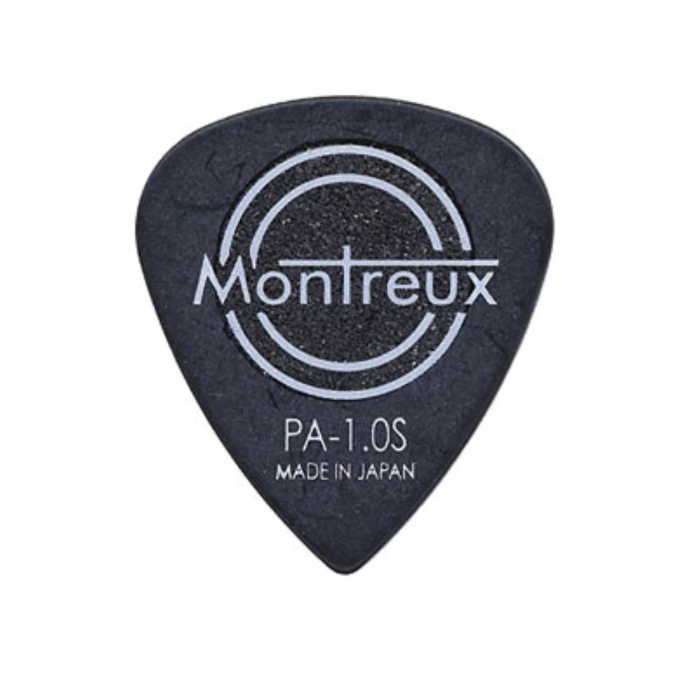 Montreux “Bear Grip” picks 両面にシルク印刷による滑り止めを施したピックが登場です。素材はポリアセタール、ナイロン6の2種類。形状、厚みも豊富なラインナップからお選び頂けます。日本国内での完全ハンドメイド生産になります。