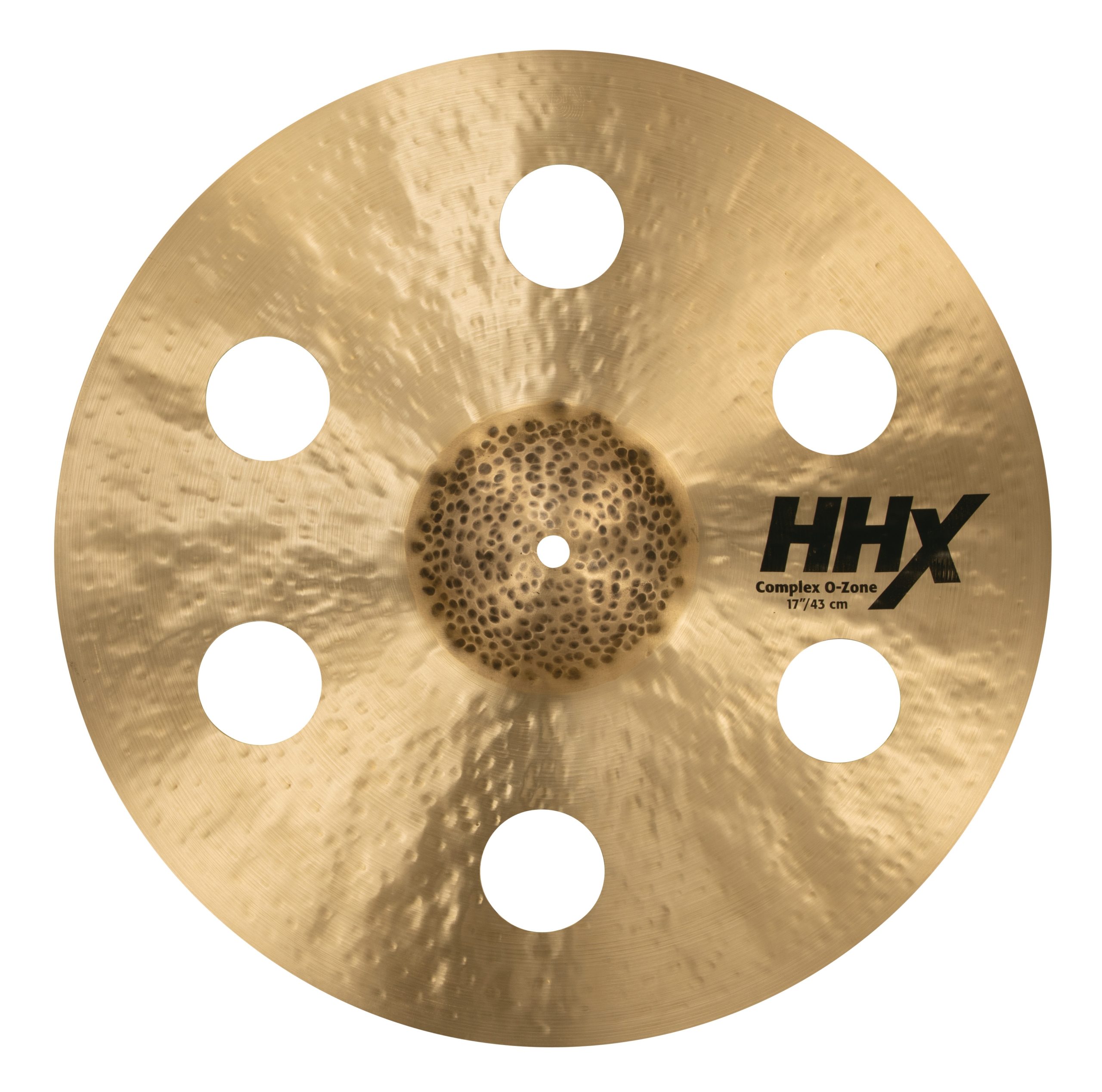 HHX Complex O-Zone Crash HHX Complex O-Zone SABIAN史上はじめての奇数インチの オフィシャルなO-ZONEが誕生 HHX COMPLEX クラッシュにOゾーンホールを施すことで絶妙なダークと爆発的なトーンを併せ持つアグレッシブなクラッシュ。 HHX Modern ×Dark B20 BRONZE ／CAST BRONZE 80%Copper + 20%Tin + Trace of Silver ダークトーンでクイックレスポンス。 大粒のハンマリングを施し、カーブのややきつい形状にすることで、ややピッチを上げ、ロックからジャズまでフレキシブルに対応する、フルラインナップのシンバル。