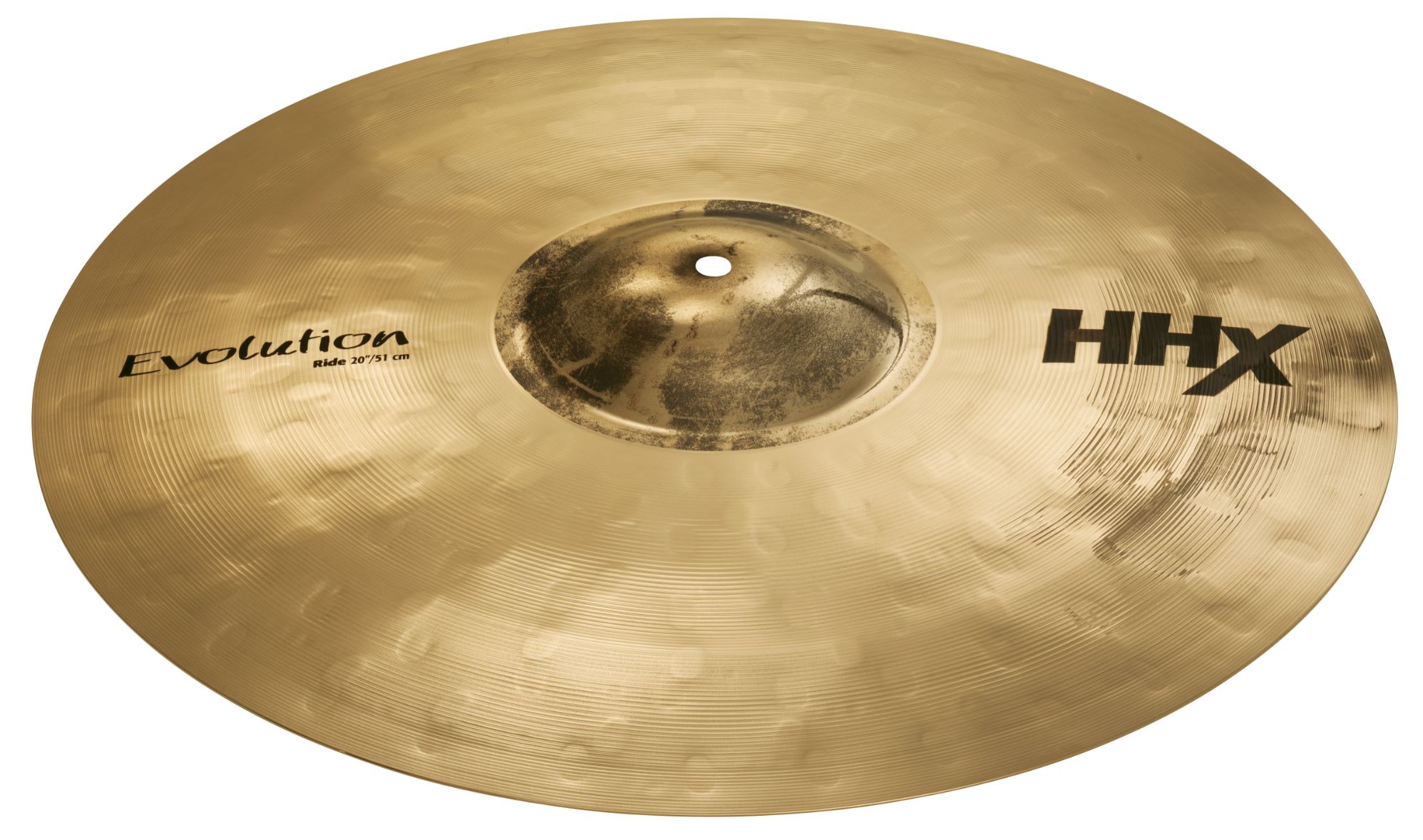 HHX EVOLUTION RIDE ライド Series HHX EVOLUTION RIDE あたたかみのあるトーンにパリっとしたアタック。 クラッシュ的効果も発揮し、あらゆるプレイスタイルに敏感に反応。 ★ブリリアントのみ HHX Modern ×Dark B20 BRONZE ／CAST BRONZE 80%Copper + 20%Tin + Trace of Silver ダークトーンでクイックレスポンス。 大粒のハンマリングを施し、カーブのややきつい形状にすることで、ややピッチを上げ、ロックからジャズまでフレキシブルに対応する、フルラインナップのシンバル。