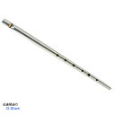 Original Tinwhistle はその名の通り伝統的形状で、吹き口は木が組み込んであり逆円錐形の形をしています。Tinwhistle を既にお持ちの方や経験されている方にも演奏して欲しい本格的なTinwhistle になっております。音は、ケルト音楽のように柔らかく優しい音色で様々な表現も出来ます。そして、安定したピッチを実現し、演奏と共に歴史を感じられるTinwhistleです。【仕様】キー：Cサイズ：全長290mm（管体最大径15mm、最小径10mm）※銀メッキではございません。