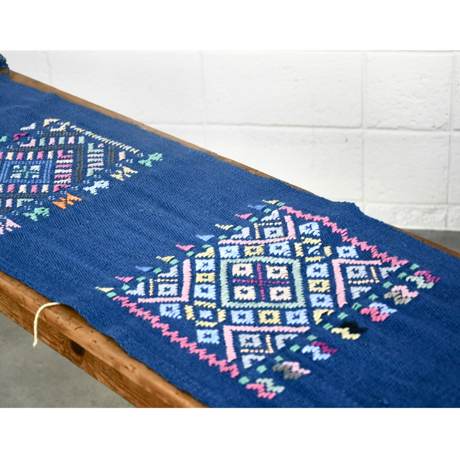 テーブルランナー おしゃれ タイ 完全手織り コットン テーブルクロス テーブルコーディネート ホームデコ 伝統 個性的 天然素材 手作り インテリア 空間デザ...