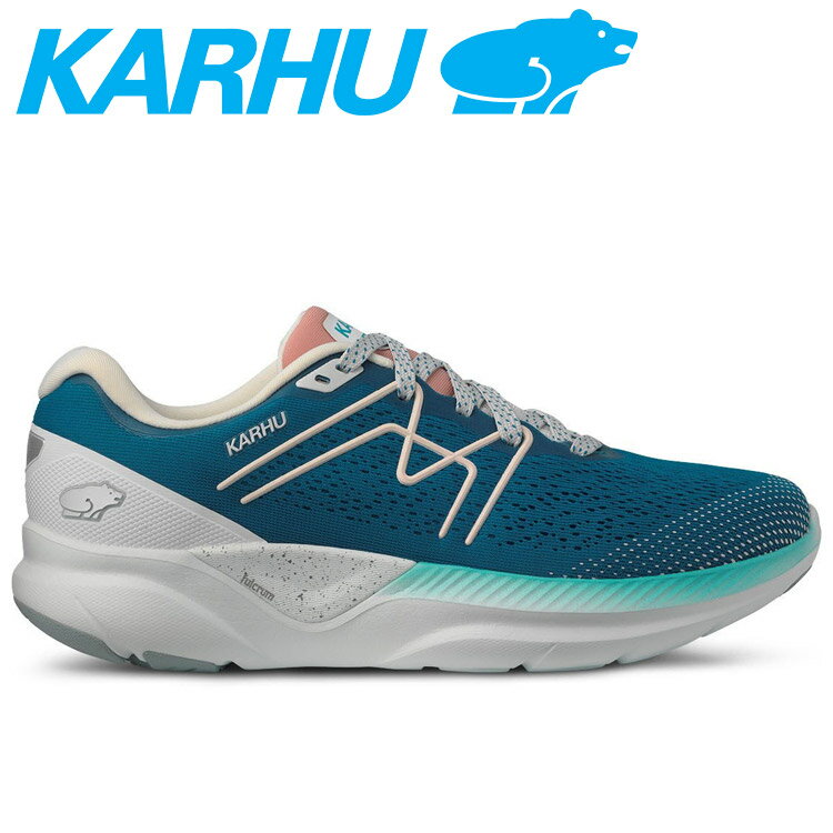 KARHU Fusion 3.5は、クッション性の高いランニングシューズです。楽に走っても、ペースを上げても、前方への推進力とクッションが、あなたの走りを快適で遊び心のあるものにします。6mmのヒールトゥオフセット、短めのフルクラム、そしてプロパルジョンユニットにより、迅速で軽快な足運びを実現します。アッパーのメッシュは新しく設計し直し、つま先部分をよりソフトにするとともに、複雑な通気パターンで通気性を向上させました。フュージョン3.5は、ランニングのワークアウトに多様性を求める、ニュートラルランナーのためのオールインワンシューズです。※Fusion 3.5は、ワイドフィットタイプもあり、KARHUはこれをハイボリューム(HiVo)と呼んでいます。Ikoniは、ランナーの足から採取された300万以上の3Dスキャンデータを基に開発されています。短めのFulcrum + Propulsionユニットで効率的なストライドを実現クッション性の高いAeroFoamミッドソール通気性を向上させた最新のIdeal Knitメッシュ構造M-Lockレーシング構造により、中足部がしっかり固定されます【メーカー取り寄せ商品】 こちらの商品はメーカー手配の為、完売の場合もございます。在庫の有無・納期のご連絡はご注文受付メールにてご確認下さい。メーカー希望小売価格はメーカーサイトに基づいて掲載しています