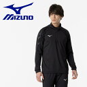 ■ミズノ公式オンライン / サッカー／フットボール / ウエア / プラクティスシャツ優れたストレッチ性を発揮する、フットボール設計ウォームアップシャツ。秋冬の定番を、シーズングラフィックでアップデート。プレー中によりフリーな着心地を感じられるハーフジップ仕様。スリムシルエットが体にフィット。【メーカー取り寄せ商品】 こちらの商品はメーカー手配の為、完売の場合もございます。在庫の有無・納期のご連絡はご注文受付メールにてご確認下さい。メーカー希望小売価格はメーカーサイトに基づいて掲載しています